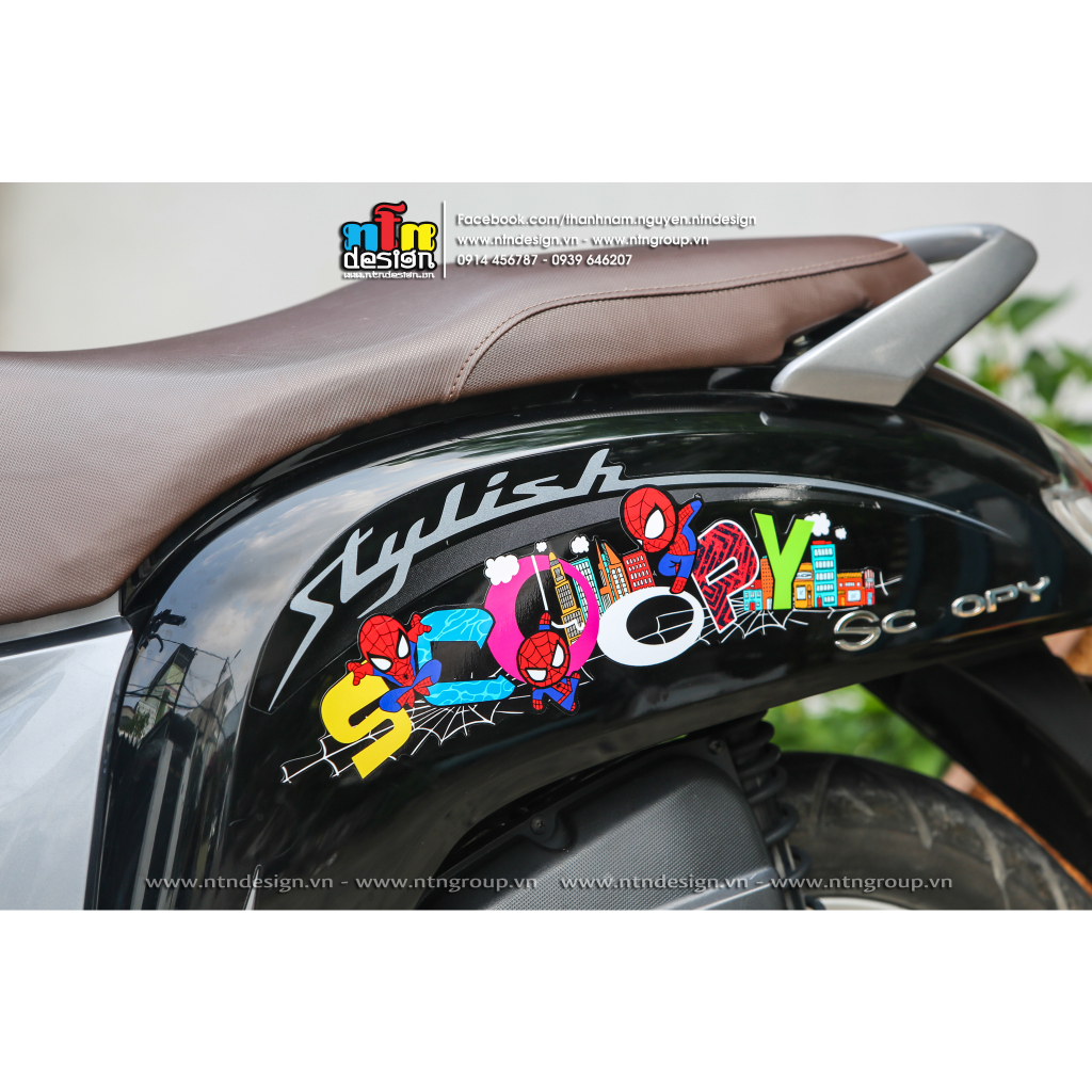 Tem Scoopy mẫu Spiderman