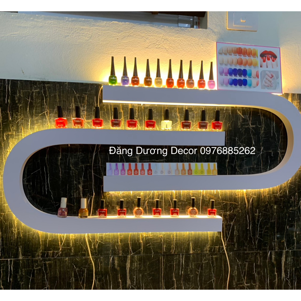 Kệ NAIL U- S màu trắng có Gắn đèn LED sáng lấp lánh - trang trí phòng nail-spa