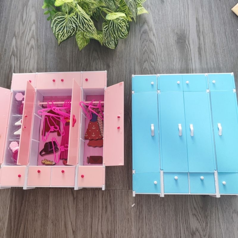 tủ quần áo búp bê tặng 10 móc áo, 4 buồng 8 ngăn mẫu đơn giản giá tốt cao 26cm rộng 23cm