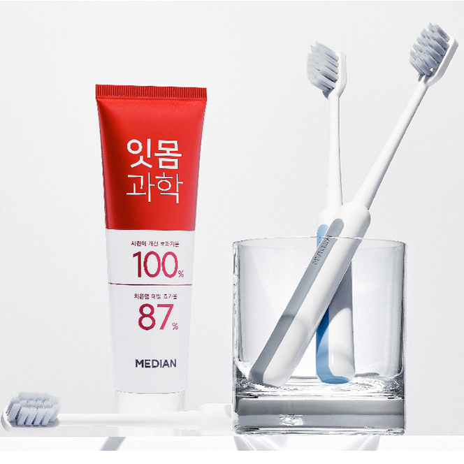 Kem đánh răng Median Gum Science Toothpaste StrongMint 120g