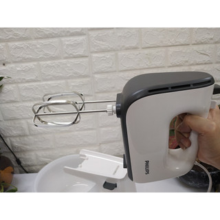 Máy đánh trứng Philips HR3745