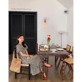 Váy kẻ cổ bèo đuôi cá