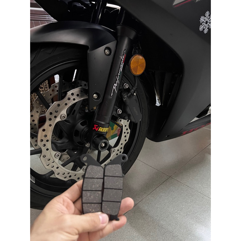 Má phanh trước CB650F, CBR650F 2018