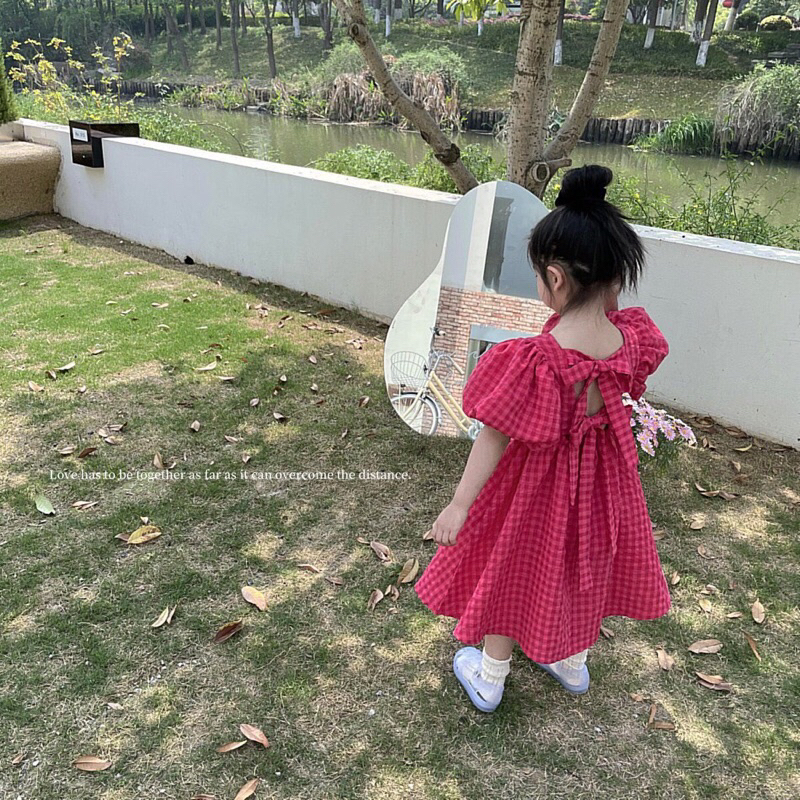 Váy kẻ đỏ hồng đậm