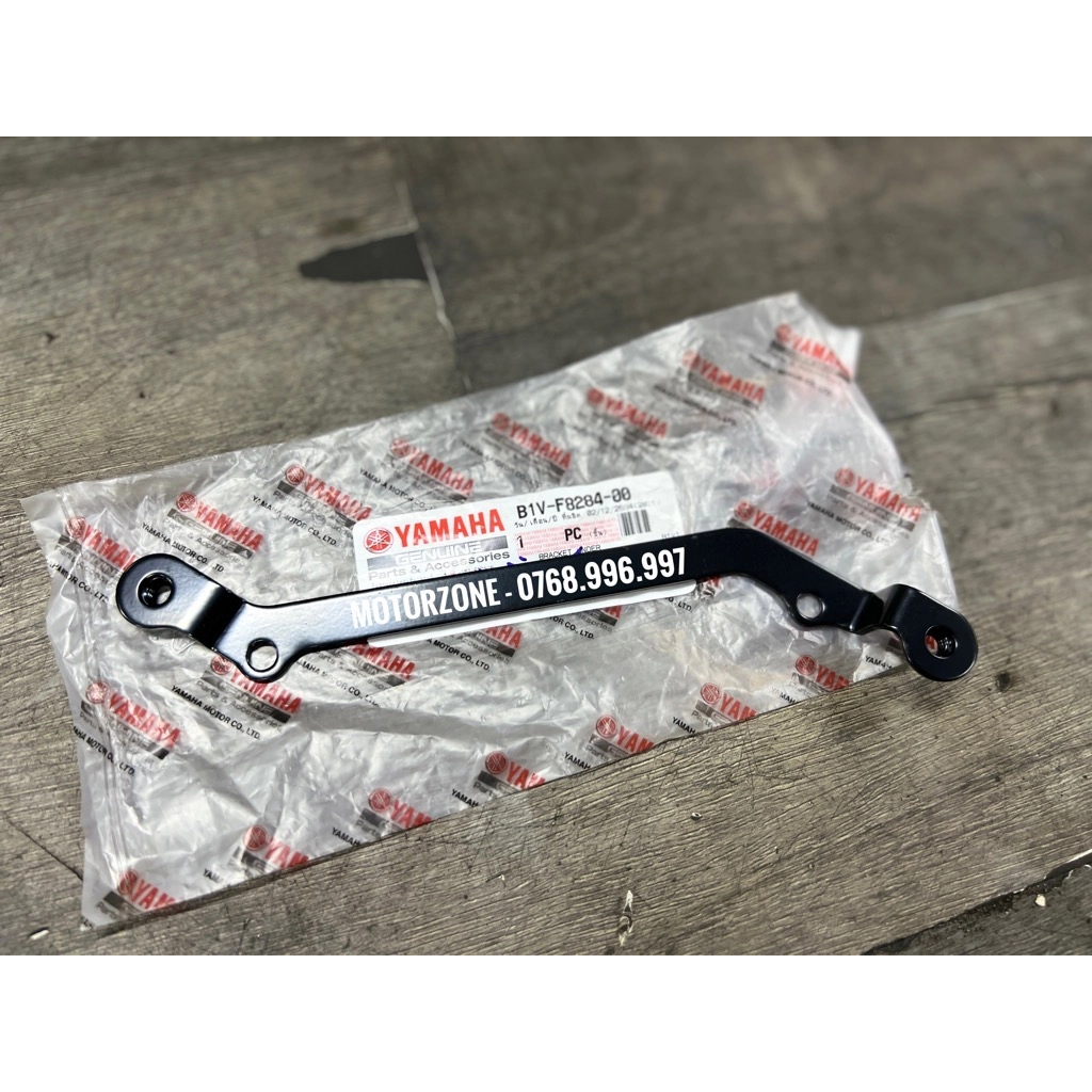 KHUNG PAT GIỮ ỐP GẦM BẢO VỆ XSR155