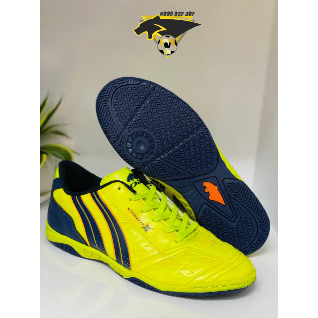 Giày thể thao, giày đá banh trẻ em Pan Thailand Vigor X KID đế bằng sân Futsal