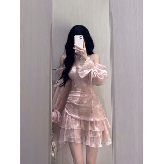 VÁY CỔ VUÔNG TAY BỒNG