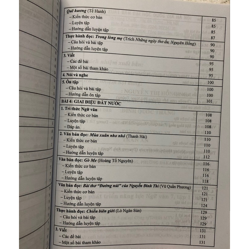 Sách - Bài tập phát triển năng lực Ngữ Văn 7 KN