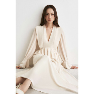 [Corentin] Váy liền Lacey Dress