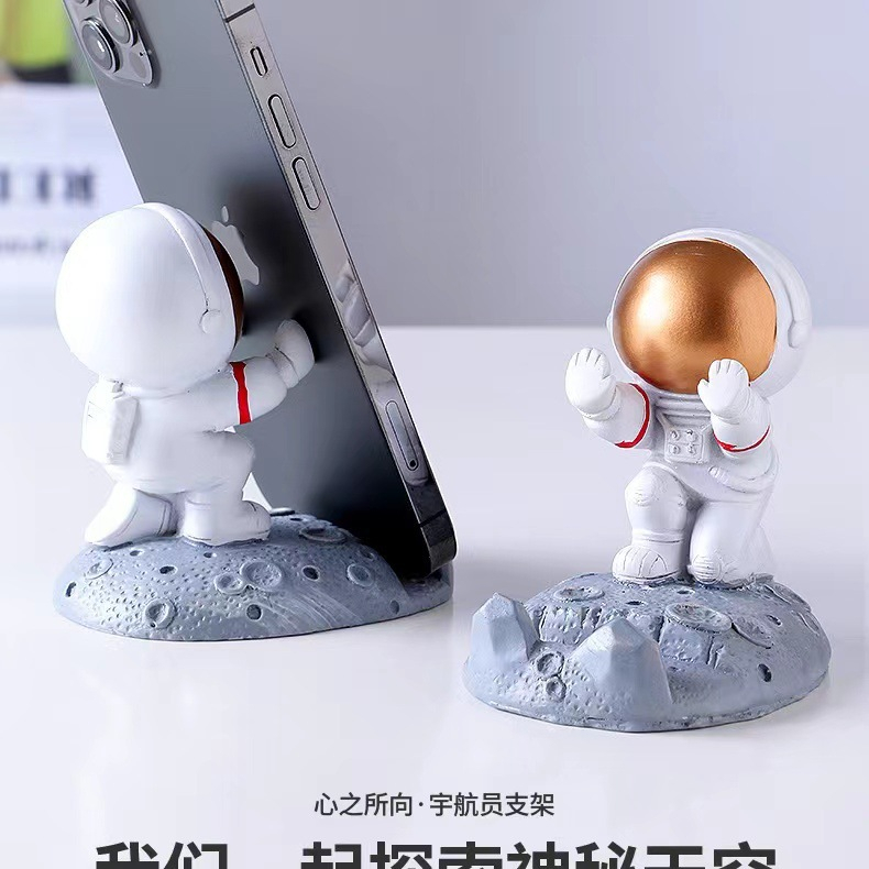 Giá Đỡ Điện Thoại Để Bàn Đáng Yêu Hình Phi Hành Gia, Giá Đỡ Ipad Đa Năng Tiện Lợi