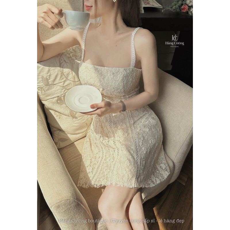 Đầm - Váy hai dây ren hoạ tiết tiểu thư