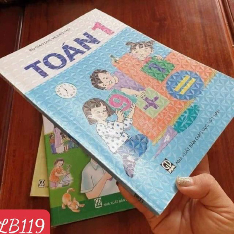 Decal Bọc Sách Vở Chống Nước, Chống Rách, Trong Suốt Nhiều Kích Cỡ (10 chiếc)