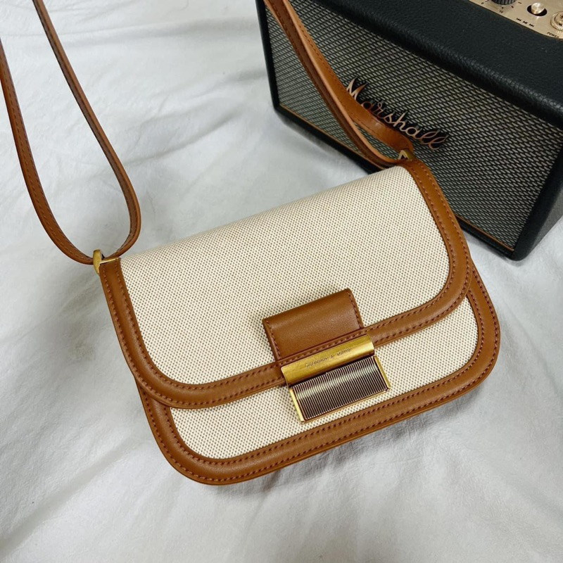 Túi classic kẹp nách