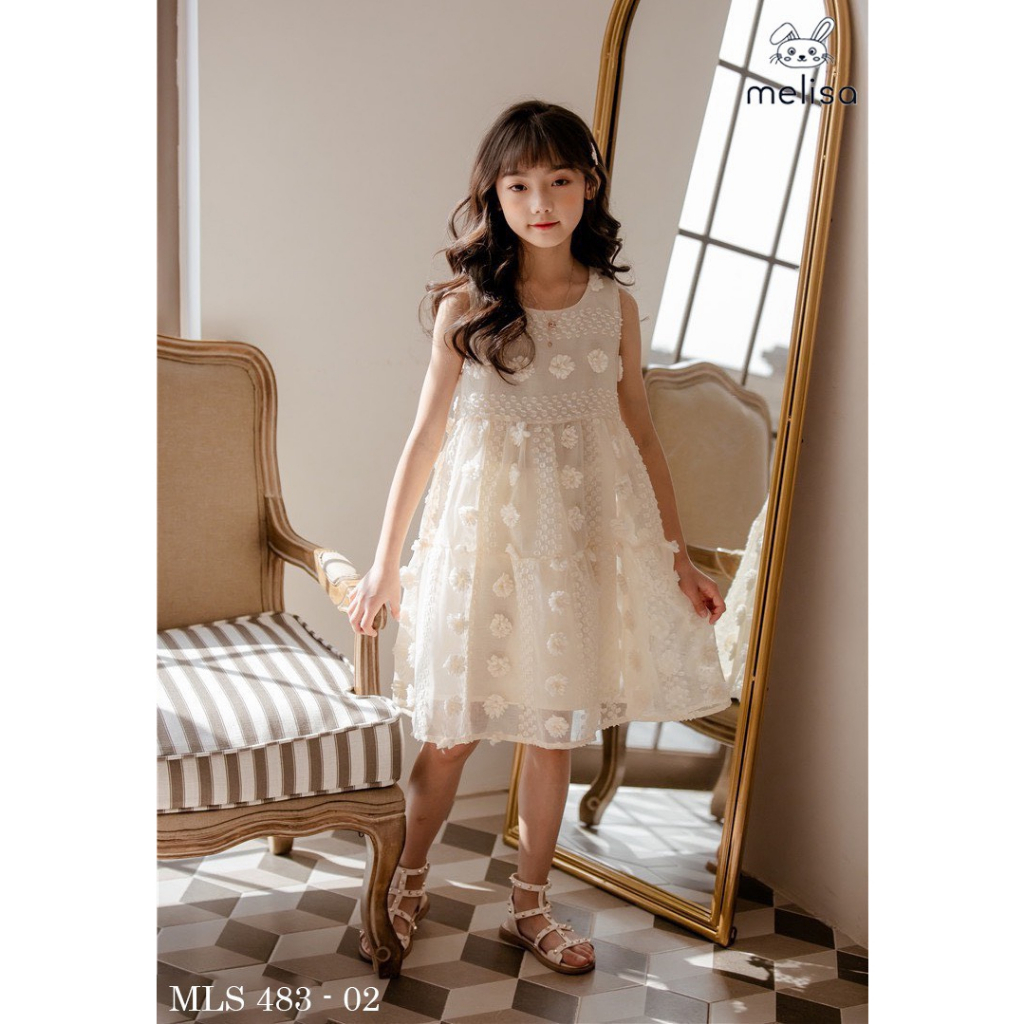 VÁY HOA NỔI 3D TRẮNG MELISA