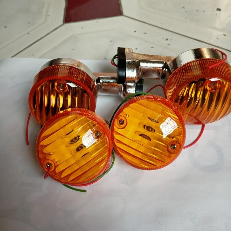 Bộ đèn xi nhan trước sau cub 81 học sinh 50cc liên doanh đời mới, cup taiya