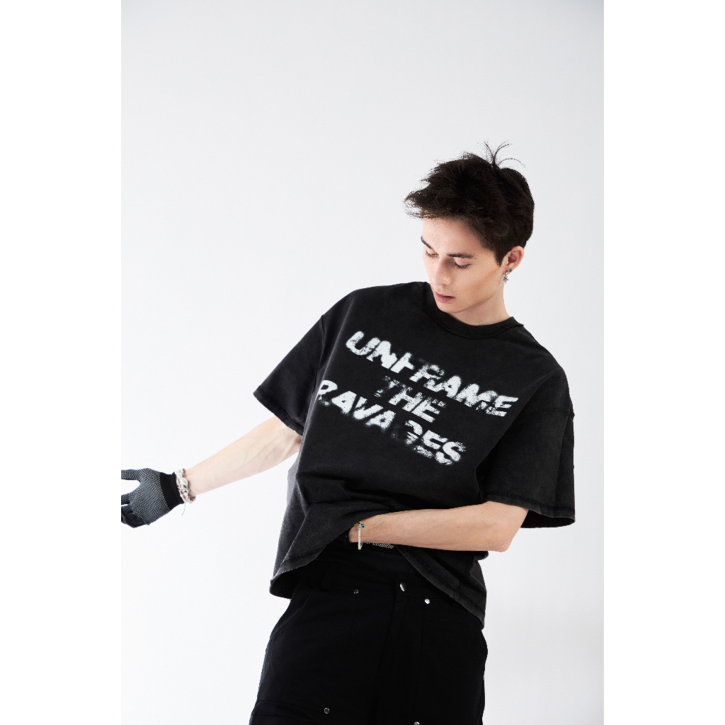 Áo thun UTR Vintage Wash Boxy mang được 2 mặt chất liệu wash xịn nhất từ trước tới nay