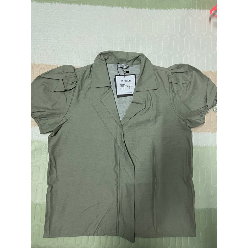 áo 20 again size m new tag, giá tag 445 pass 180