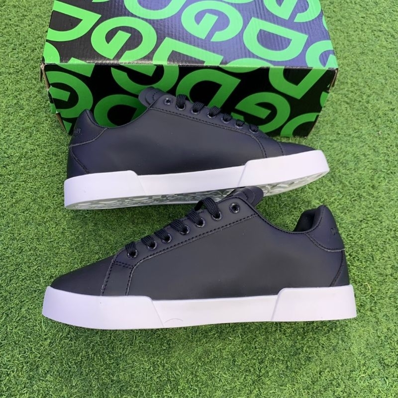 Giày thể thao đen trắng