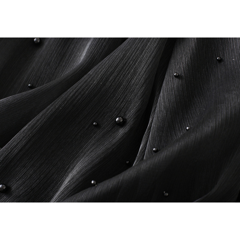 V.I.T House | Chân váy voan đính hạt