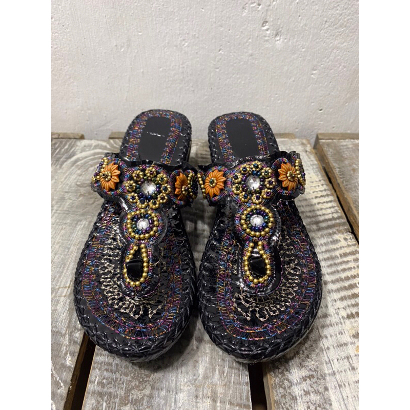 Sandal quai kẹp hoạ tiết thêu, quai kẹp đính đá thổ cẩm 5cm - 5 phân