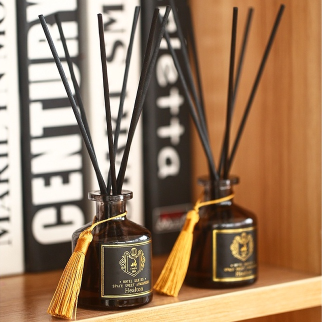 Lọ tròn khuếch tán tinh dầu thiên nhiên để phòng 50ml bằng que gỗ – HV718