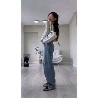 JANET STUDIO • Quần jean túi tròn