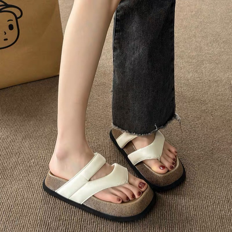 Dép xỏ ngón đi biển nữ mùa hè - Xăng đan cao cấp phong cách Pháp 2023