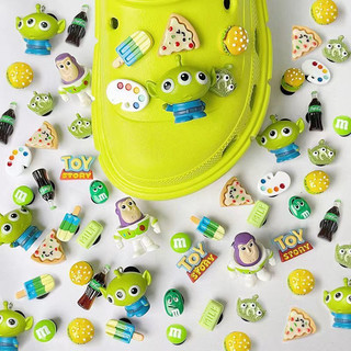 Bộ sticker toy story gắn kèm dép cross, dép quai ngang hàng đẹp