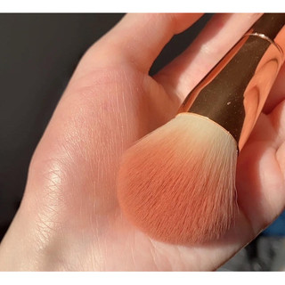𝐏𝐡𝐚̂́𝐧 𝐌𝐚́ 𝐊𝐡𝐨𝐚́𝐧𝐠 𝐌𝐀𝐂 𝐖𝐚𝐫𝐦 𝐒𝐨𝐮𝐥 Mineralize Blush 4g