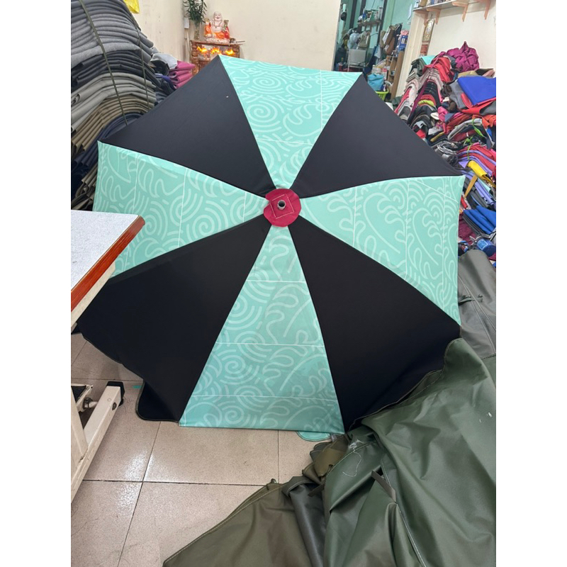 Dù che nắng mưa đường kính 1m8 chưa chân đế