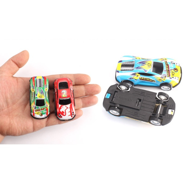 Xe ô tô mini bằng hợp kim chạy cót nhiều màu sắc cho bé