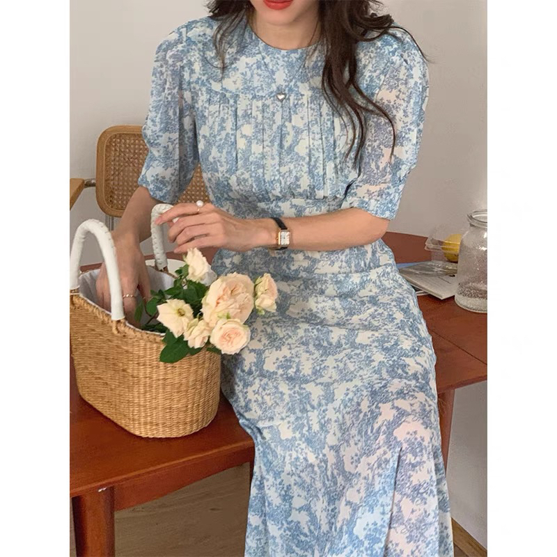 đầm hoa tiểu thư xinh xắn