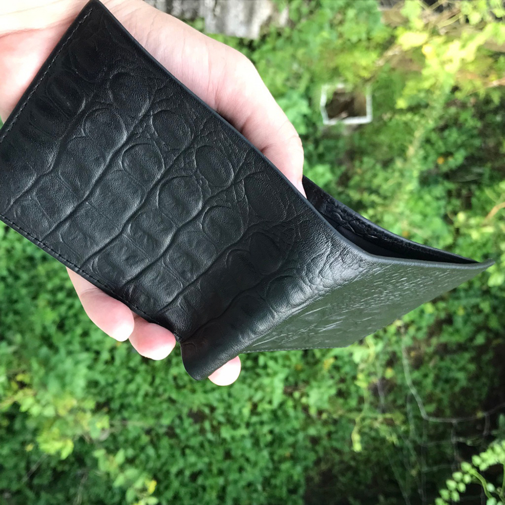 Ví nam AD05, bóp nam da bò dập vân cá sấu siêu đẹp thiết kế nhiều ngăn, bảo hành da 06 tháng - Adonis Leather