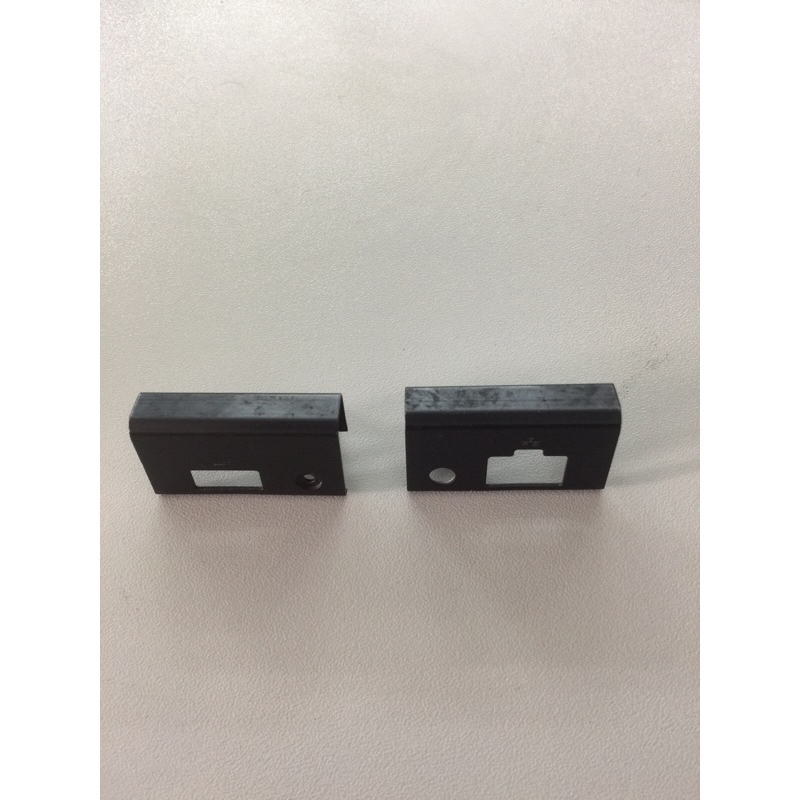 Thay tai ốp bản lề laptop Dell E5440