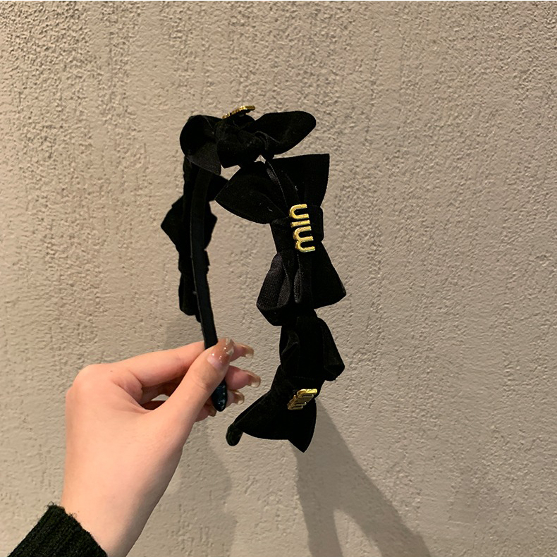 Cài tóc nhung bản mảnh đính nơ và chữ phong cách dễ thương MB842