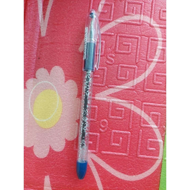 Sét 3 cây pentel RSVP 3 màu xanh dương ,đỏ ,đen hoa văn nhủ bạc