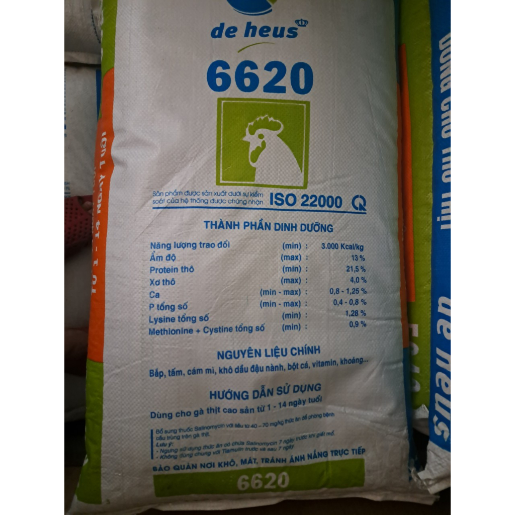 Cám gà con cao cấp Deheus 6620 với 21.5 độ đạm gà ăn không bị tiêu chảy đóng gói túi 1kg