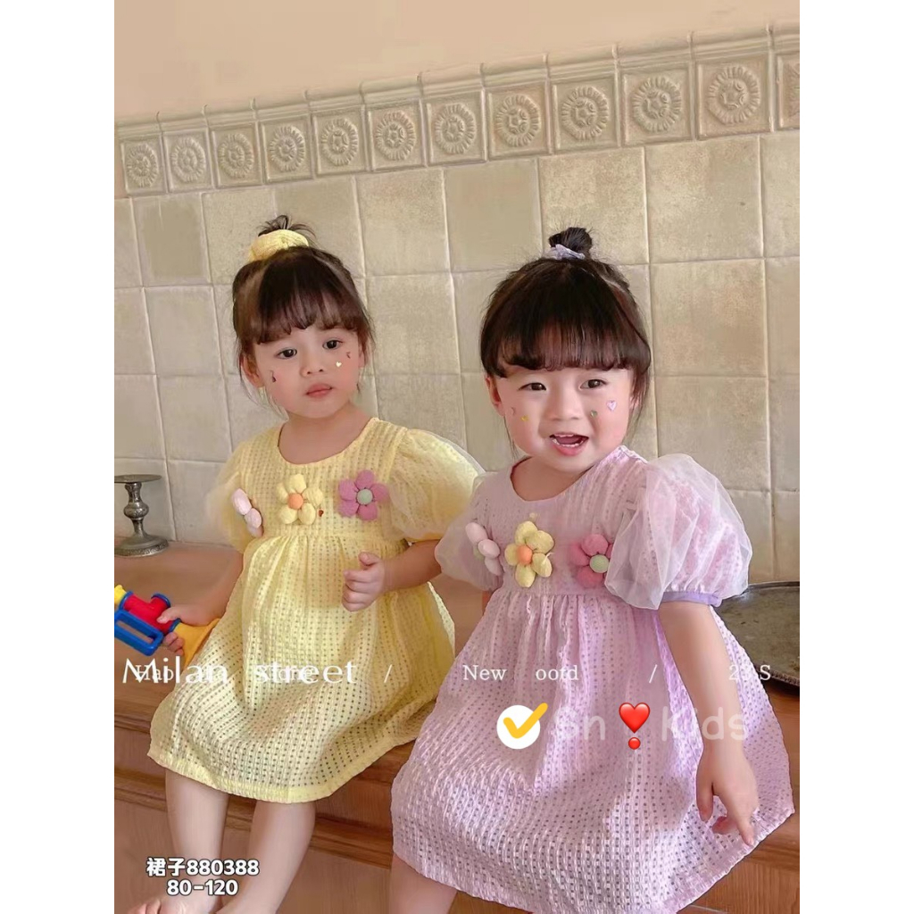 Đầm bé gái ,sét váy vải đan mềm đính kết 3 hoa xịn sò cho bé gái