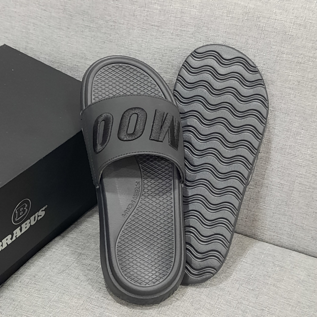 Dép quai ngang MOOVER THÊU, unisex, mang êm chân, phù hợp mọi lứa tuổi, chống trơn trượt