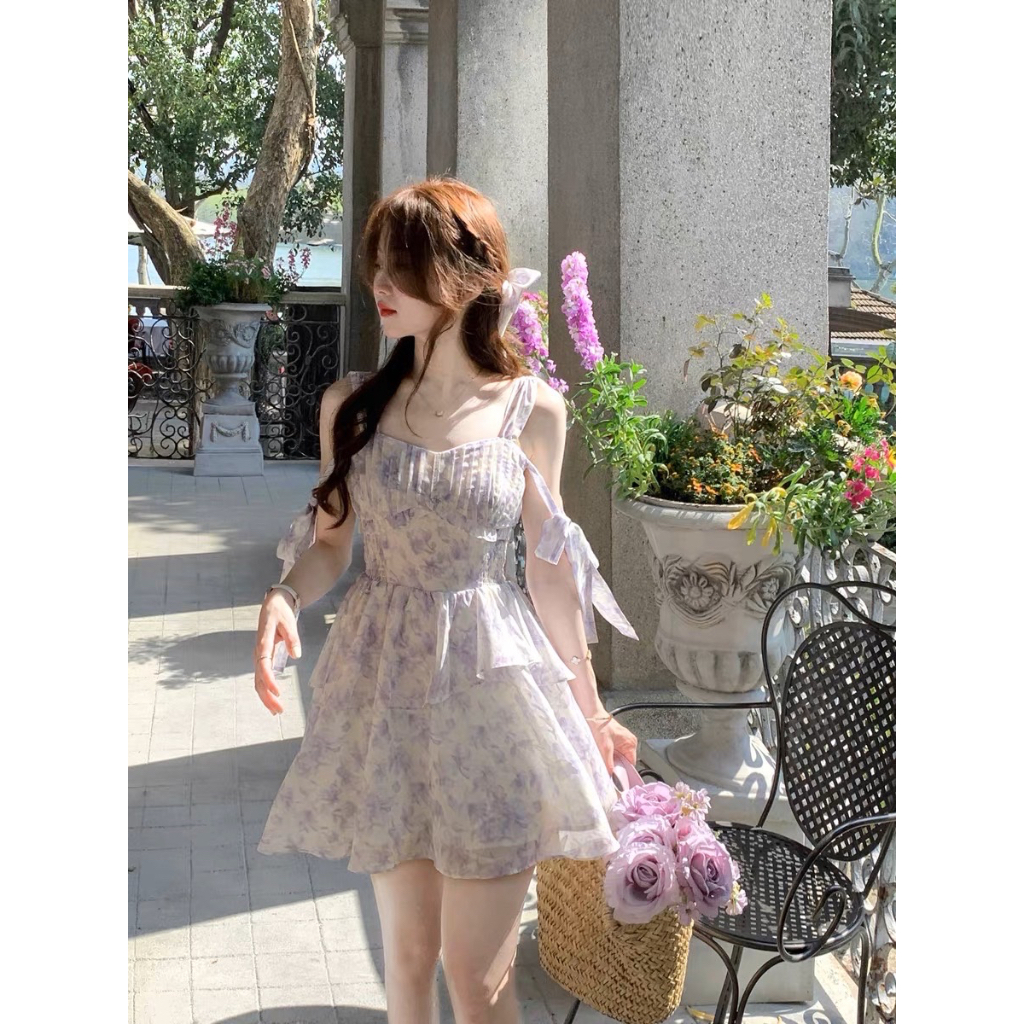 ĐẦM HOA BÈO TRỄ VAI