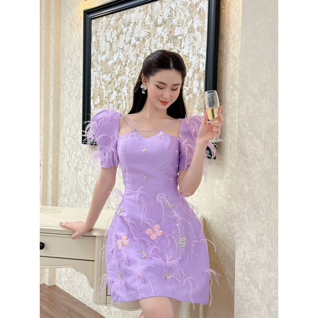 Khâu_ Đầm thiết kế đính thủ công_ đầm công chúa_ Đính lông tím