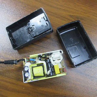 adapter nguồn 14v 2000ma (14v2a) loại tốt