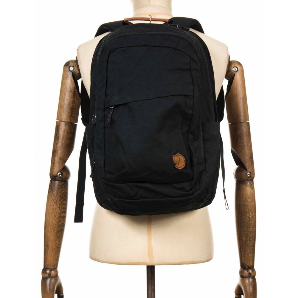 Balo Fjallraven Raven 28 Model 2023 với ngăn laptop 15 inch chất vải chống nước