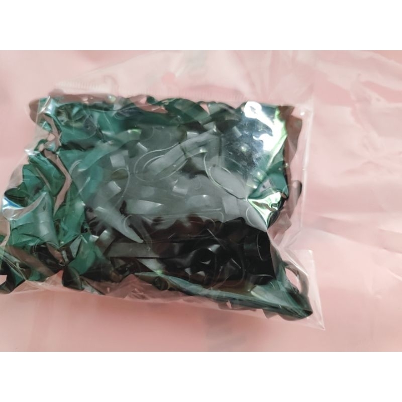 1 gói chun buộc tóc.