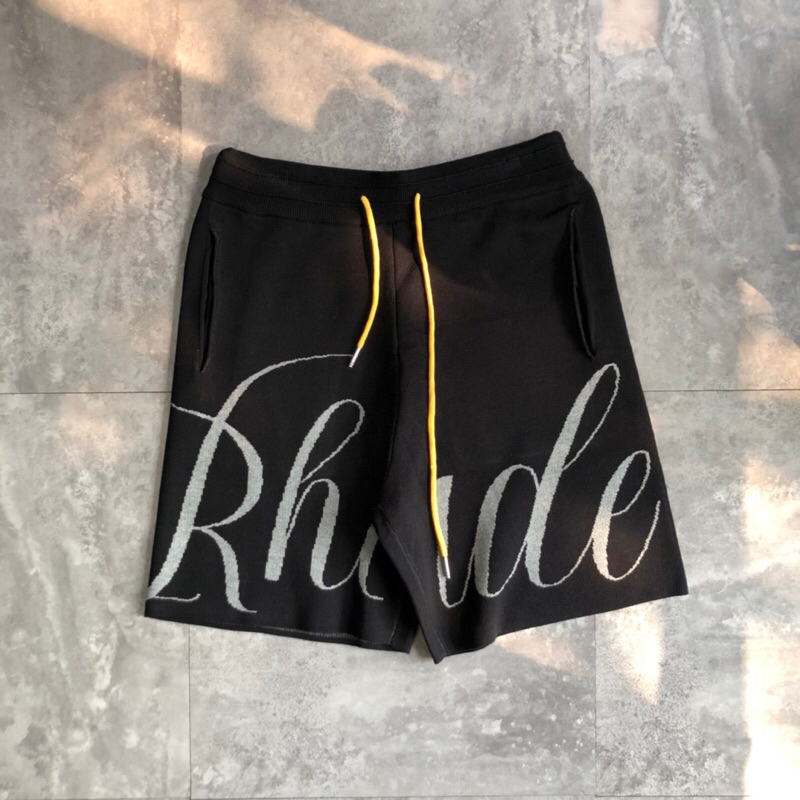 Quần short Rhude Rabric RH001 BuiVintage, vải len sợi cotton cao cấp mặc rất thoải mái.