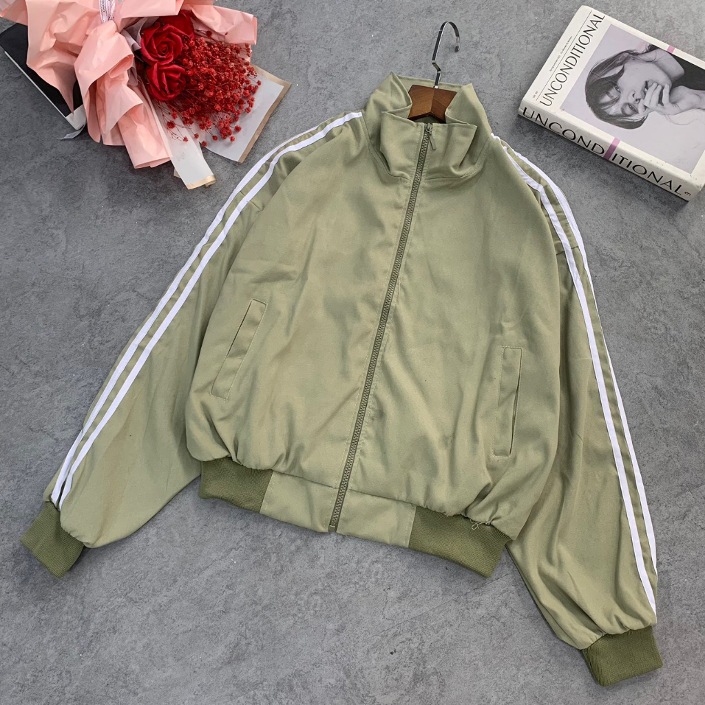 Áo Khoác Thể Thao Tay Sọc Da Lộn Có 2 Túi Trong