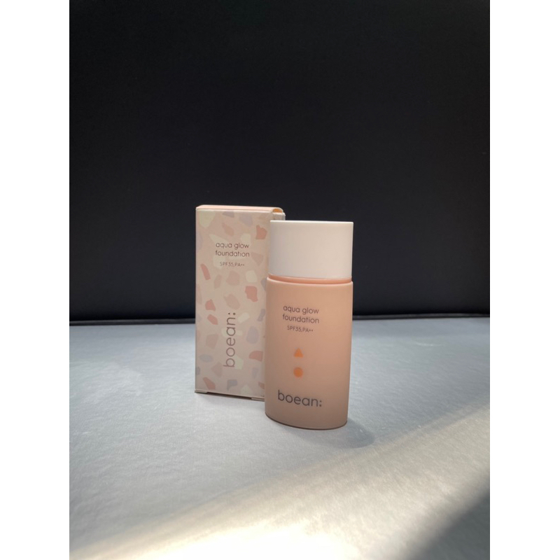 Kem nền BOEAN: Aqua glow foundation
