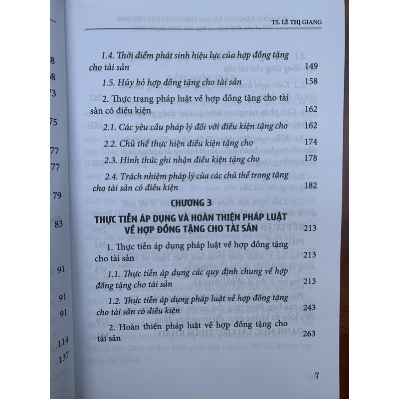 Sách - Hợp đồng tặng cho tài sản theo pháp luật Việt Nam - Một số vấn đề lý luận và thực tiễn