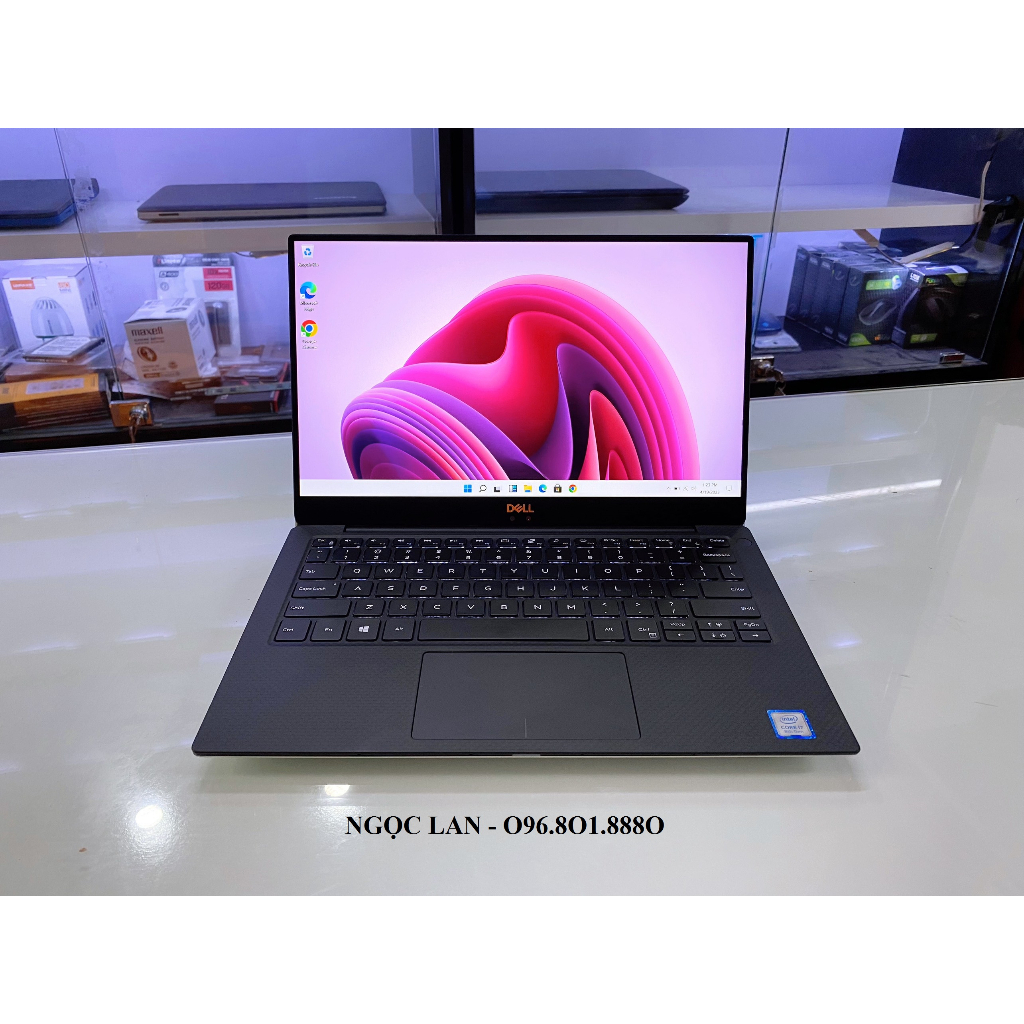 Laptop cũ Dell XPS 13 9370 Mỹ - Core i7 8550U - RAM 8GB - SSD 256GB - 13.3 inch FULL HD - SIÊU MỎNG