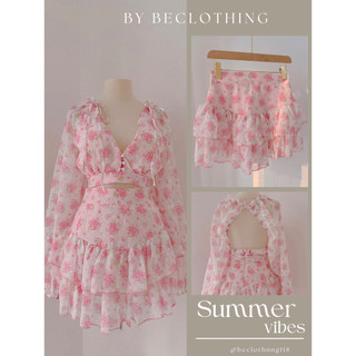 Set croptop hoa khoét lưng + chân váy
